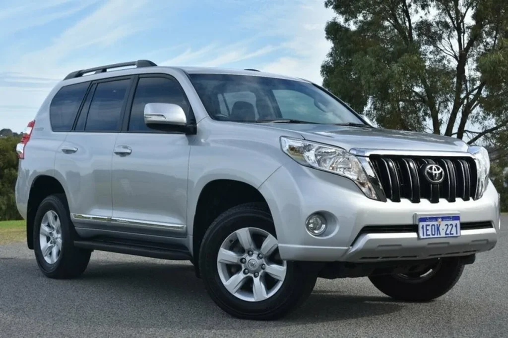 prado ak70360 1200x800 1