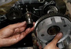 Read more about the article ترخیص قطعات خودرو با تعهد دوماهه صاحبان کالا مجاز شد