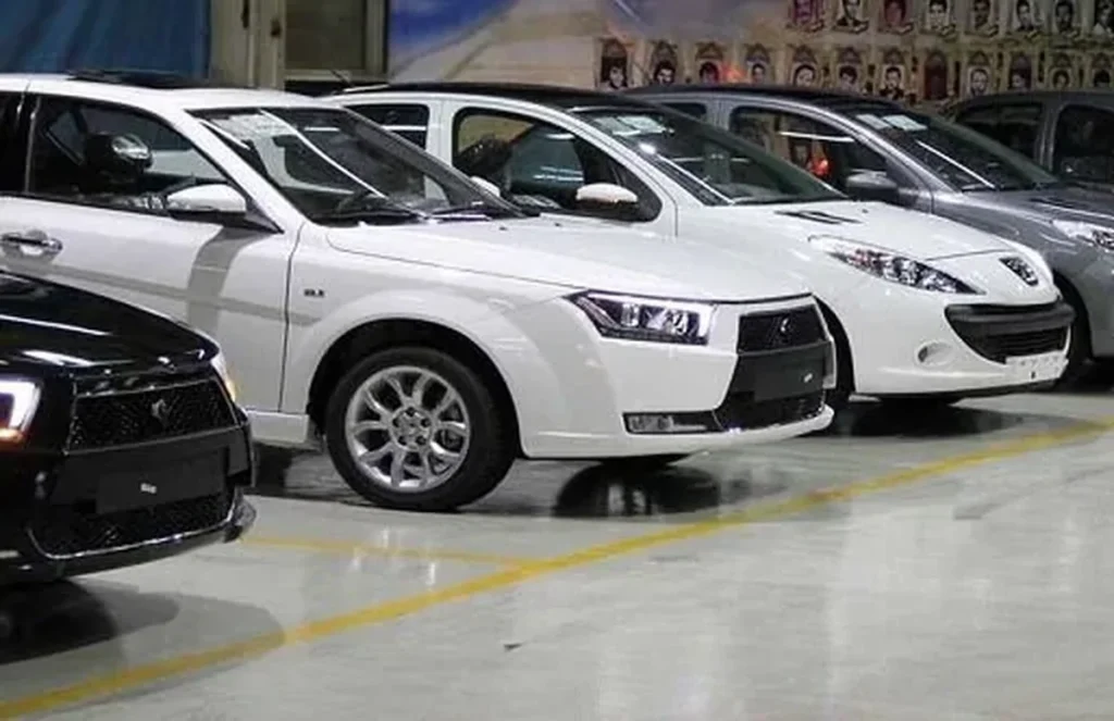 تولید خودروسازان چند درصد کاهش یافت؟