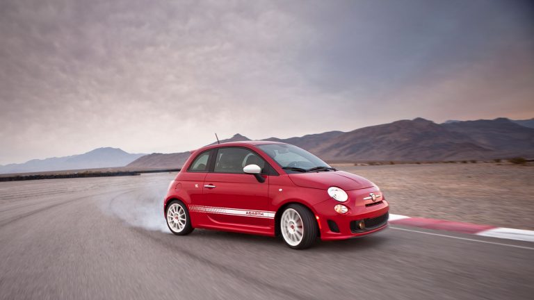 040716 fiat 500 abarth hero 2
